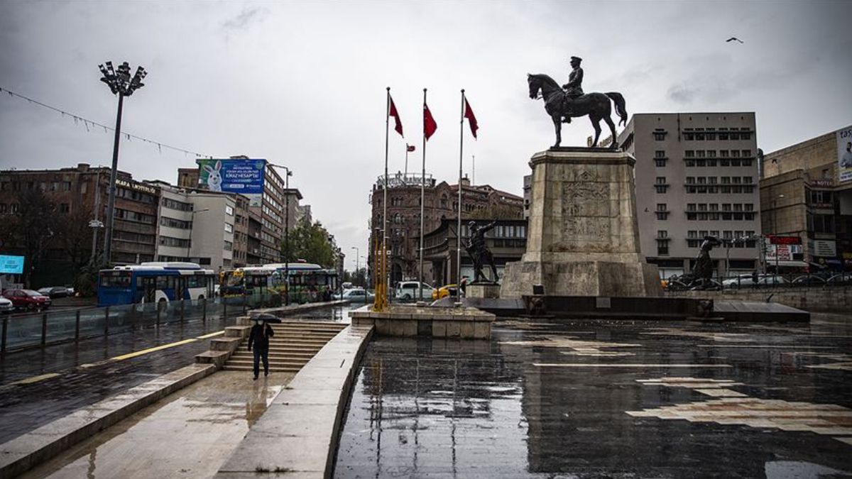 Ankara Valiliği’nden kuvvetli rüzgar uyarısı